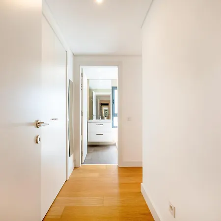 Guestready - Tranquil Seixal Haven Apartment